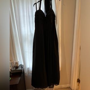 Beautiful long black dress for prom/wedding with cups added!